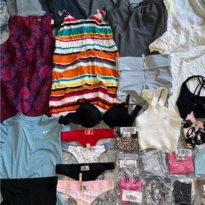 Women’s small clothing bundle lot